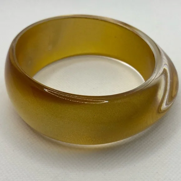 Vintage Lucite Asymmetrical Chunky Bangle Transparent Gold Clear Large Bracelet - Picture 4 of 16